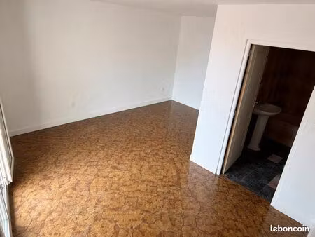 ? studio 20 m² avec grande terrasse – plage à 5 min – marseille 16e