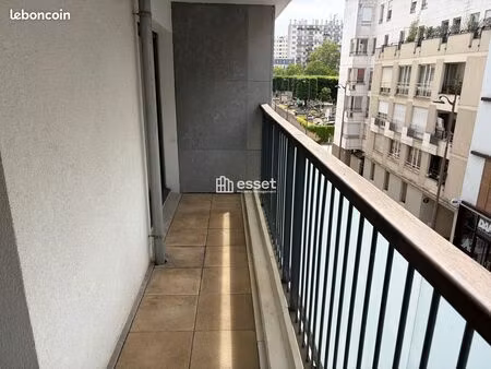 appartement 3 pièces 74m² à louer 2450 - paris 75015