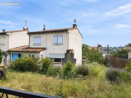 villa 4 pièces 84 m²