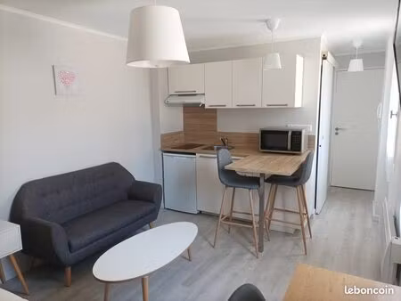 studio meublé proximité ifsi iut lycées hôpital et commerces - dispo mi juin - idéal étudi
