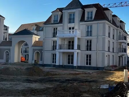 appartement en très bon état le blanc mesnil