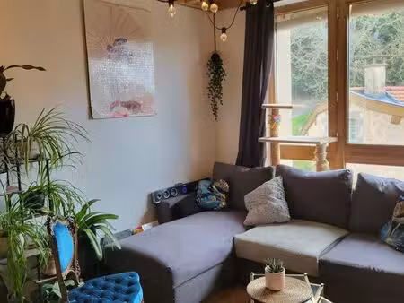 t3 de 78 m² avec jardin  garage et vue nature - 35 min lyon