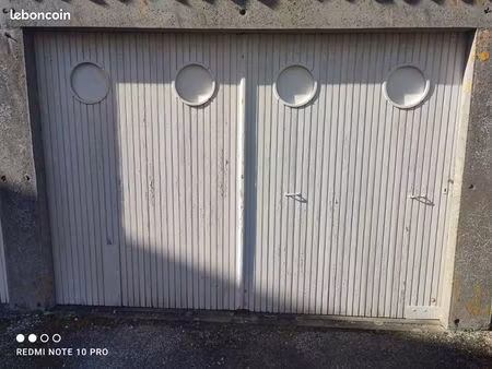loue garages centre de la chapelle st luc