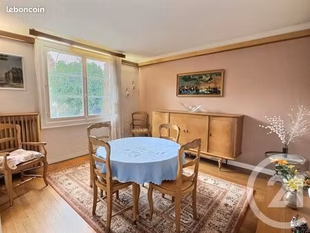 pavillon 4 pièces 113 m²