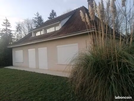 espace  confort et sérénité : une maison familiale entièrement rénovée de 143m2 sur 2000m2