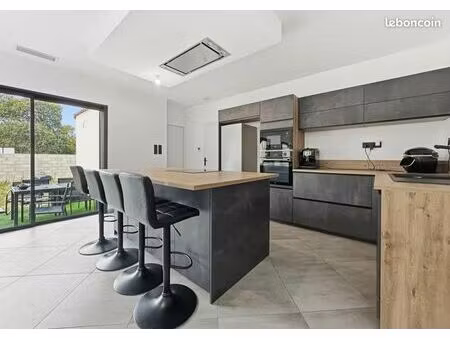 maison 4 pièces 95 m²