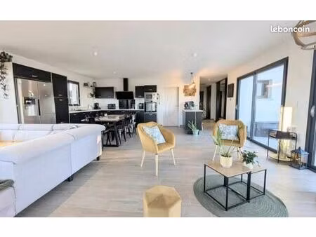maison 5 pièces 101 m²