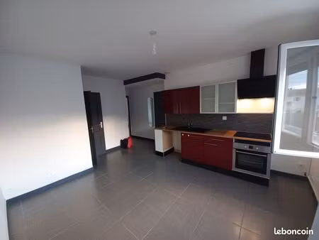 appartement t3 de 47m2 aytre