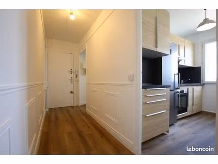 à louer – t3 58 m² – face gare de juvisy-sur-orge (rer c & d)