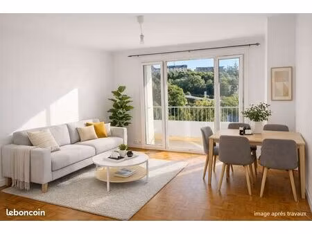 t3 rodez 69m² sans vis à vis
