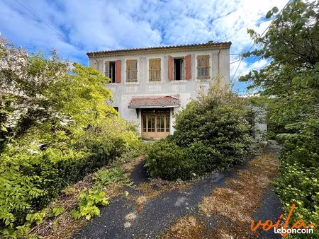 maison 11 pièces 285 m²