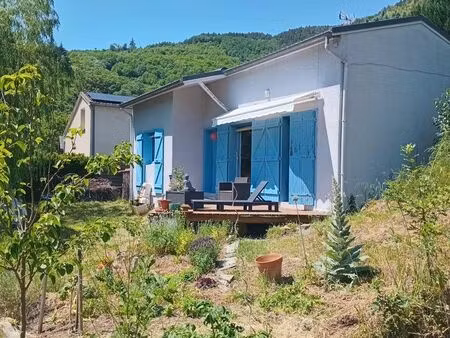 maison montagne noire belle vue