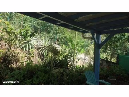 villa t4 +t2 sur terrain de 1120 m2 à schoelcher