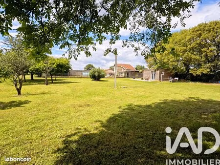 terrain 2205 m² villemorin