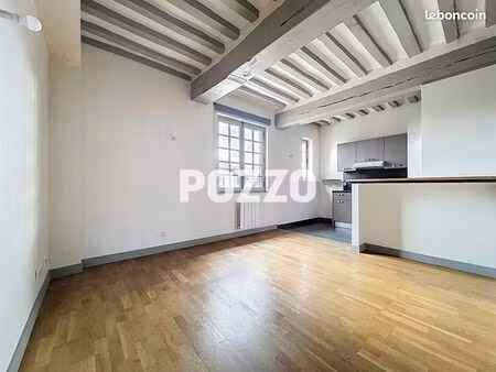 appartement 3 pièces 75 m²