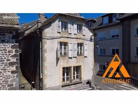 immeuble 150 m² mur-de-barrez