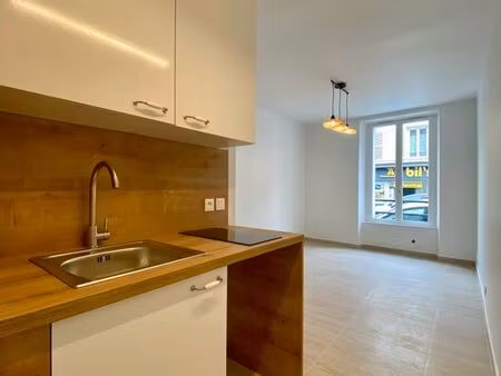 appartement studio rénové de 22 m² à louer – hyper-centre de longjumeau essonne (91)