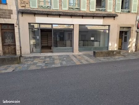 local commercial 60m2