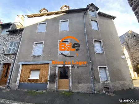 maison de ville 7 pièces 143 m²