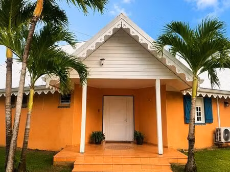 villa familiale avec piscine