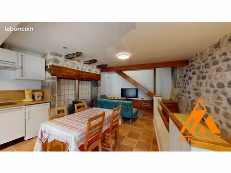 maison de village 3 pièces 64 m²
