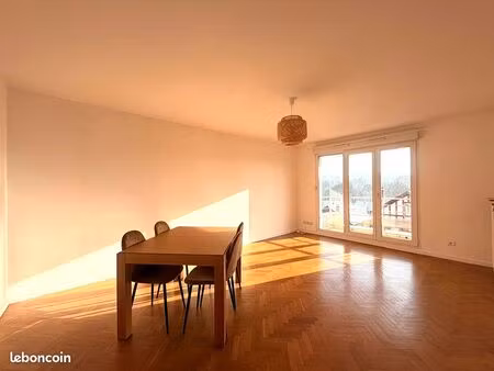 appartement 3 pièces 63 m²
