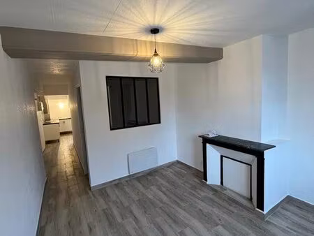 appartement t2 centre-ville longjumeau / refait à neuf
