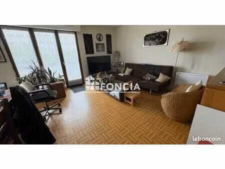 noisy-le-sec – 3 pièces avec balcon  parking et résidence récente
