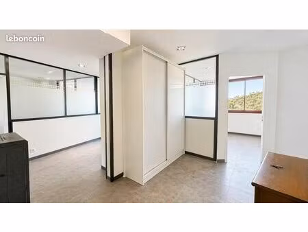 bureaux 124 m² saint-raphael