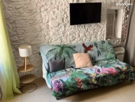 location   bureau premier étage avec vitrine