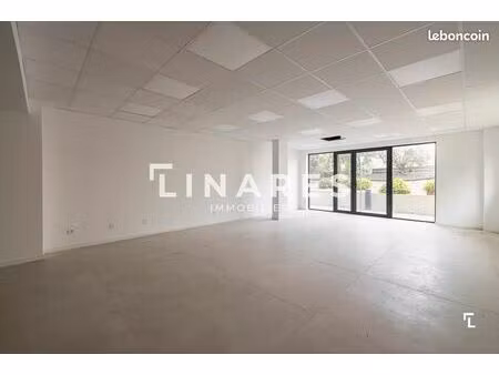 local commercial 63 m² saint-cyr-sur-mer