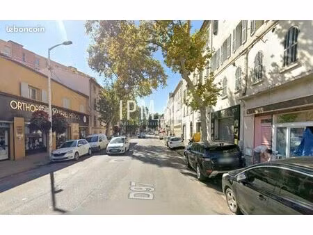 local commercial 427 m² toulon