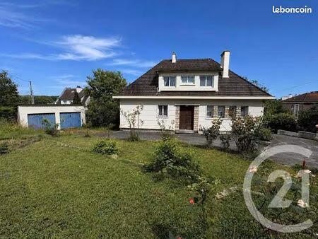 maison 8 pièces 180 m²