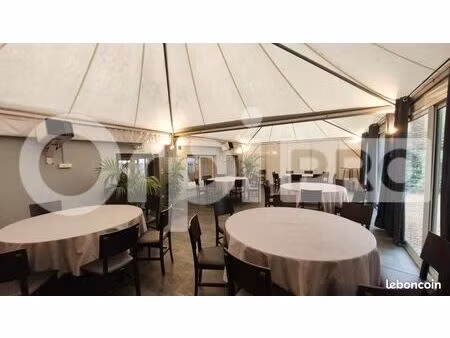 restaurant 350 m²