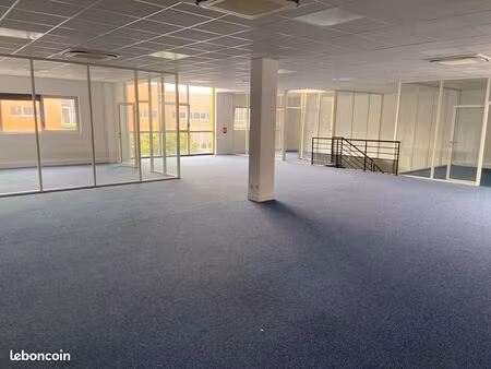 entrepot 608 m2 villebon sur yvette