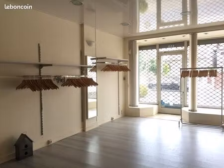 local commercial de 3 pièces + sous-sol 15 m2 à savigny sur orge 1.480 + charges