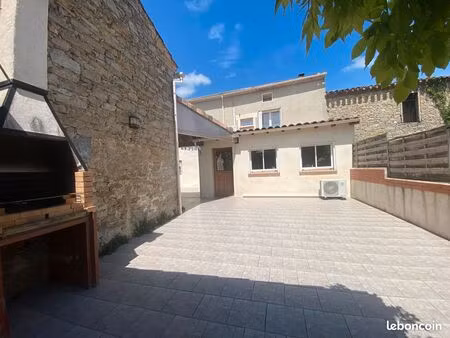 7 mn castelnaudary  jolie maison t4 104m² habitables  avec cour intime 150m²  garage 45m²