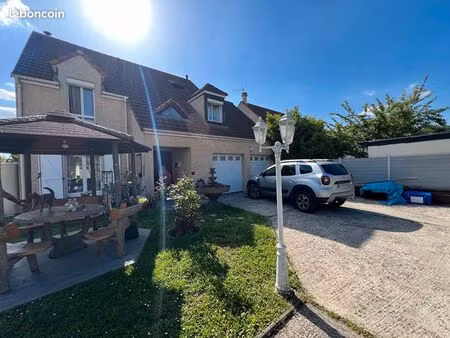 maison 7 pièces 150 m²