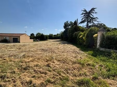 terrain constructible 1200 m2