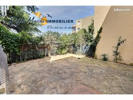 studio 1 pièce 28 m²