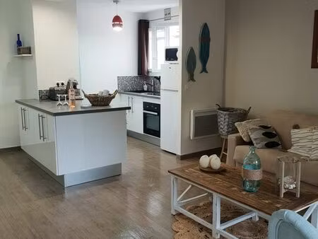 joli meublé de 47m2 pour un couple septembre-juin