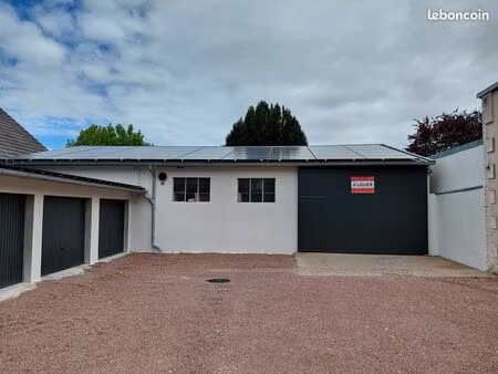 a louer hangar 200m2 entre pignoux et malus