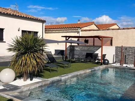 maison 95 m2 avec piscine sans aucun vis à vis