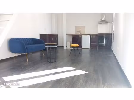 appartement de charme location 35m2 + mezzanine mairie des lilas (93) 1050 euros ttc