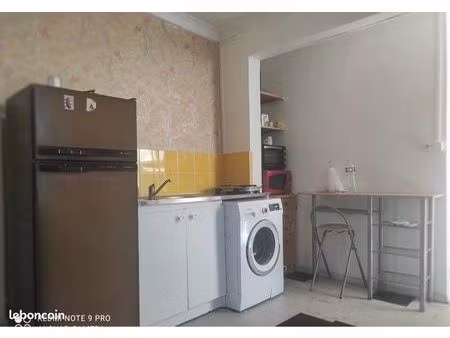 t2 en location meublé-proche rerd  univparis8
