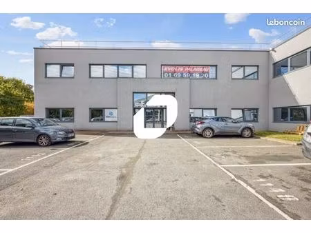 bureaux 90 m²