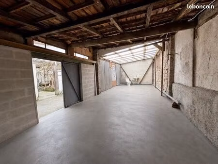 à louer – local de stockage 60-70 m² – bagnolet