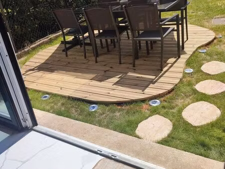 maison meublée moderne 5 pièces – 3 chambres- classe a– jardin et parking à bièvres