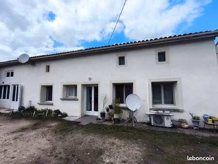 longère 4 pièces 106 m²