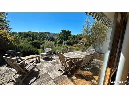 maison 8 pièces 150 m²